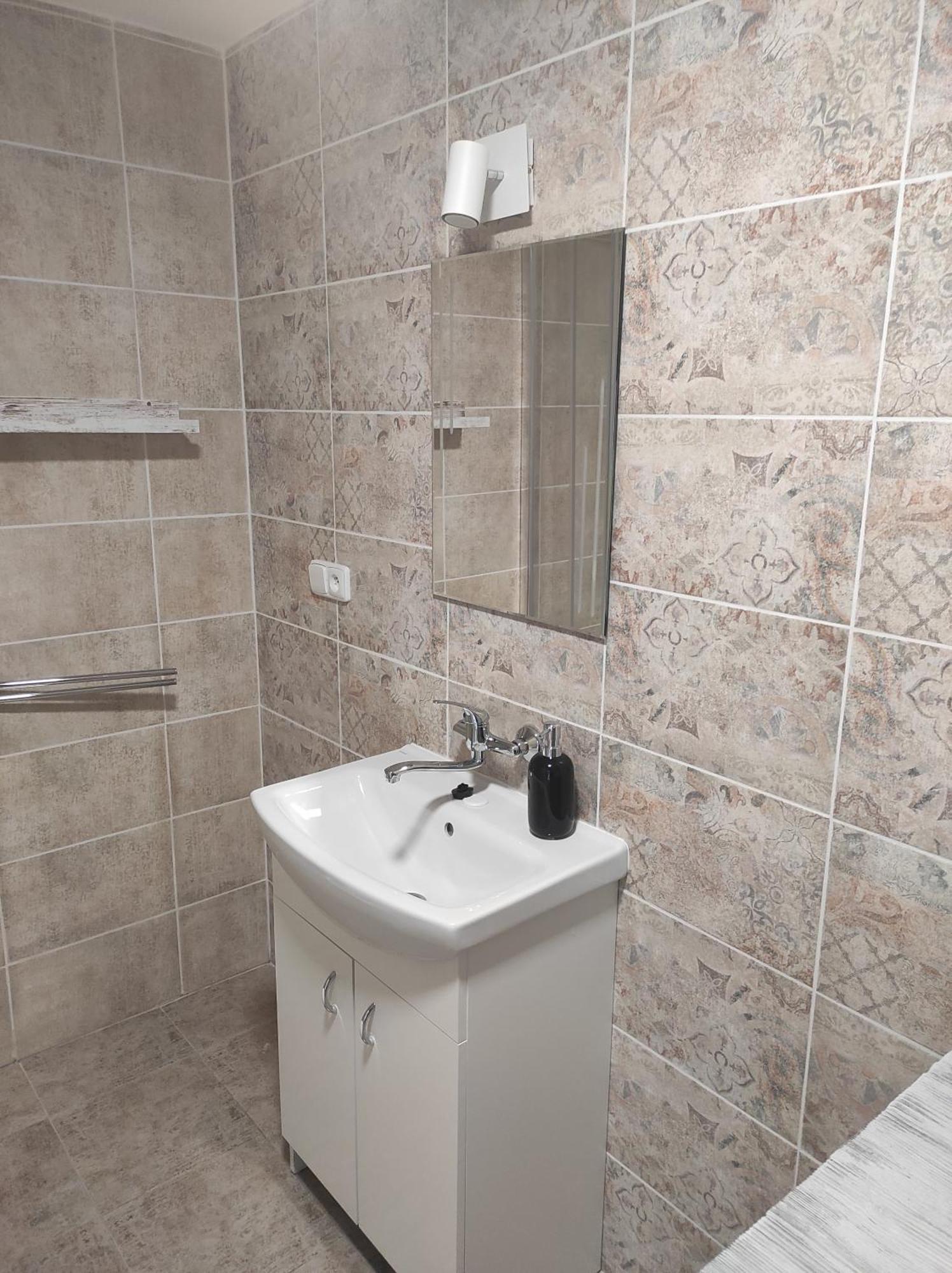 Klid Apartment Budyne nad Ohri Luaran gambar